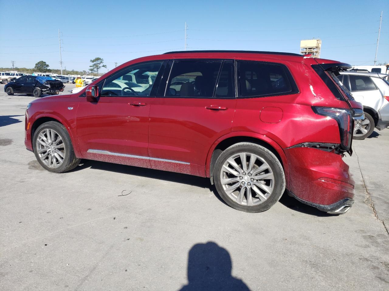 2020 Cadillac XT6 - Image 2
