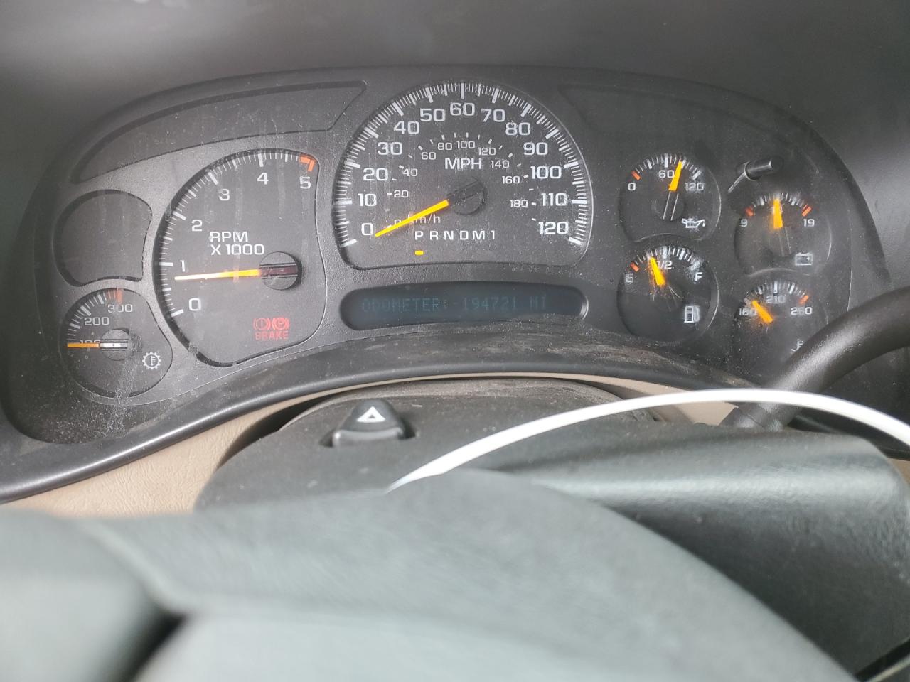 2006 Chevrolet Silverado - Image 9