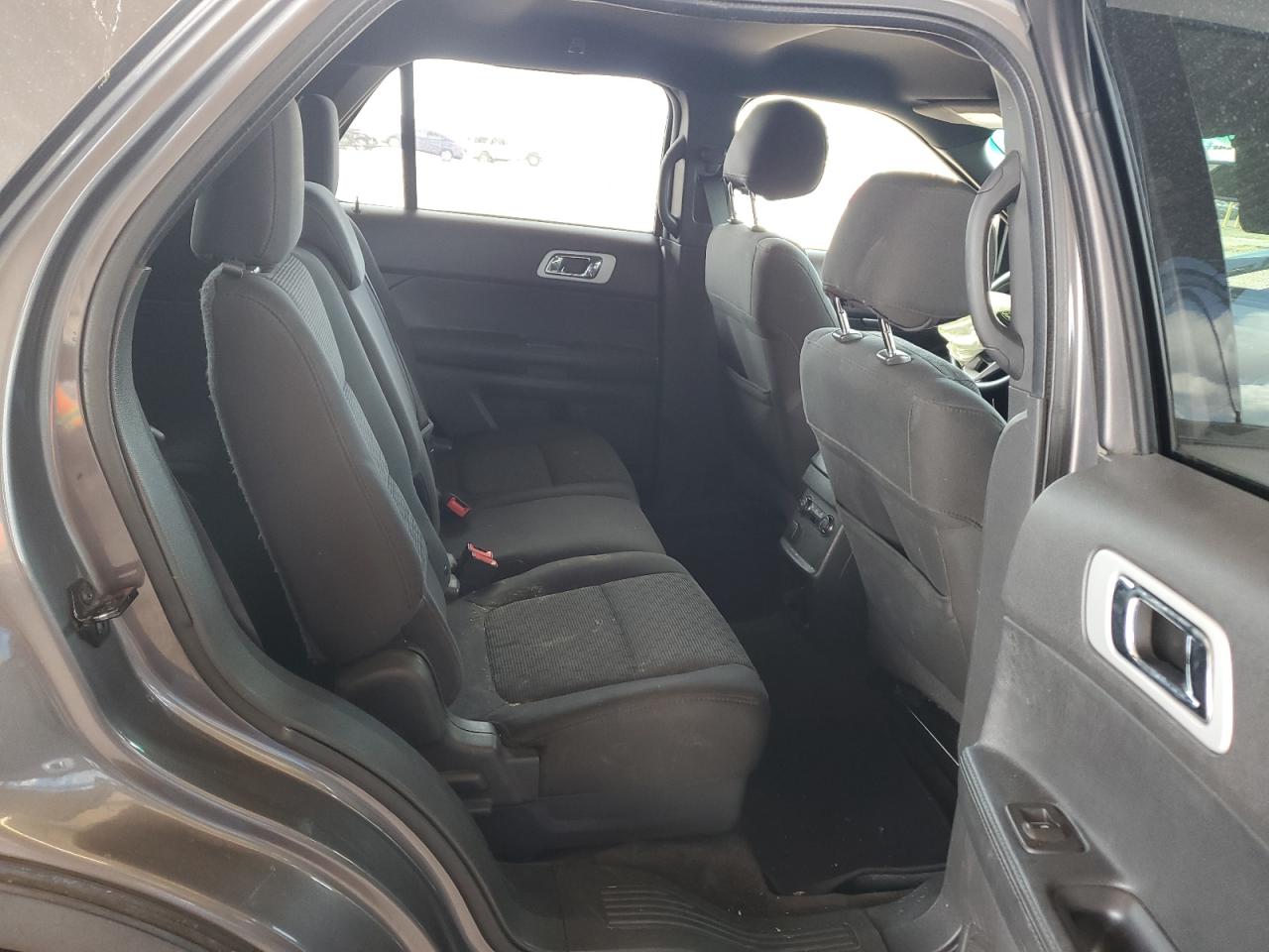 2013 Ford Explorer - Image 11