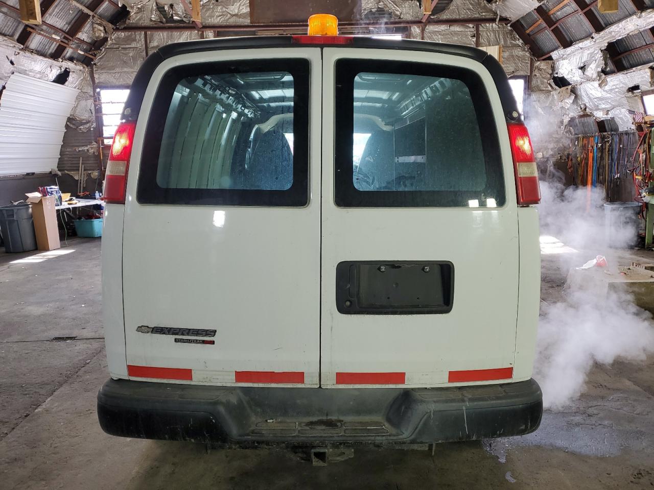 2014 Chevrolet Express - Image 6