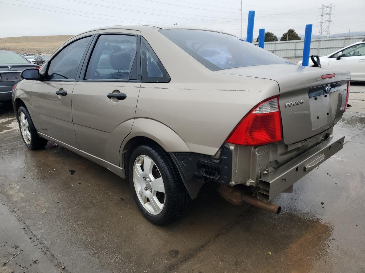 2005 Ford Focus - Image 2