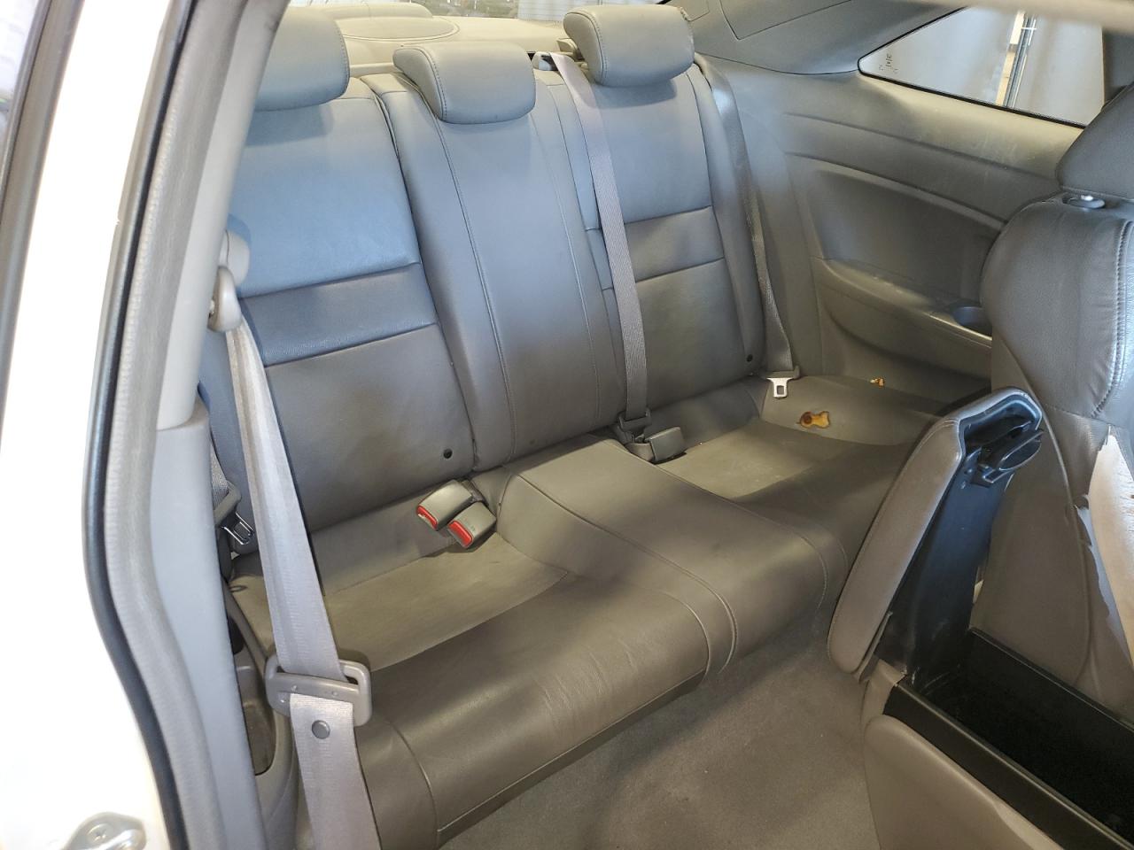2010 Honda Civic - Image 10