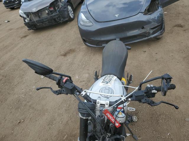 2022 DUCATI SCRAMBLER DESERT SLED