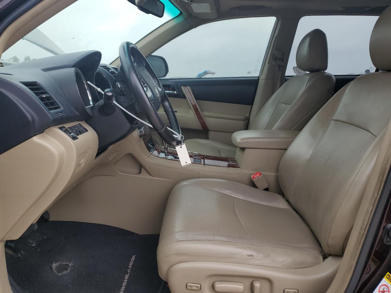 2013 Toyota Highlander - Image 7