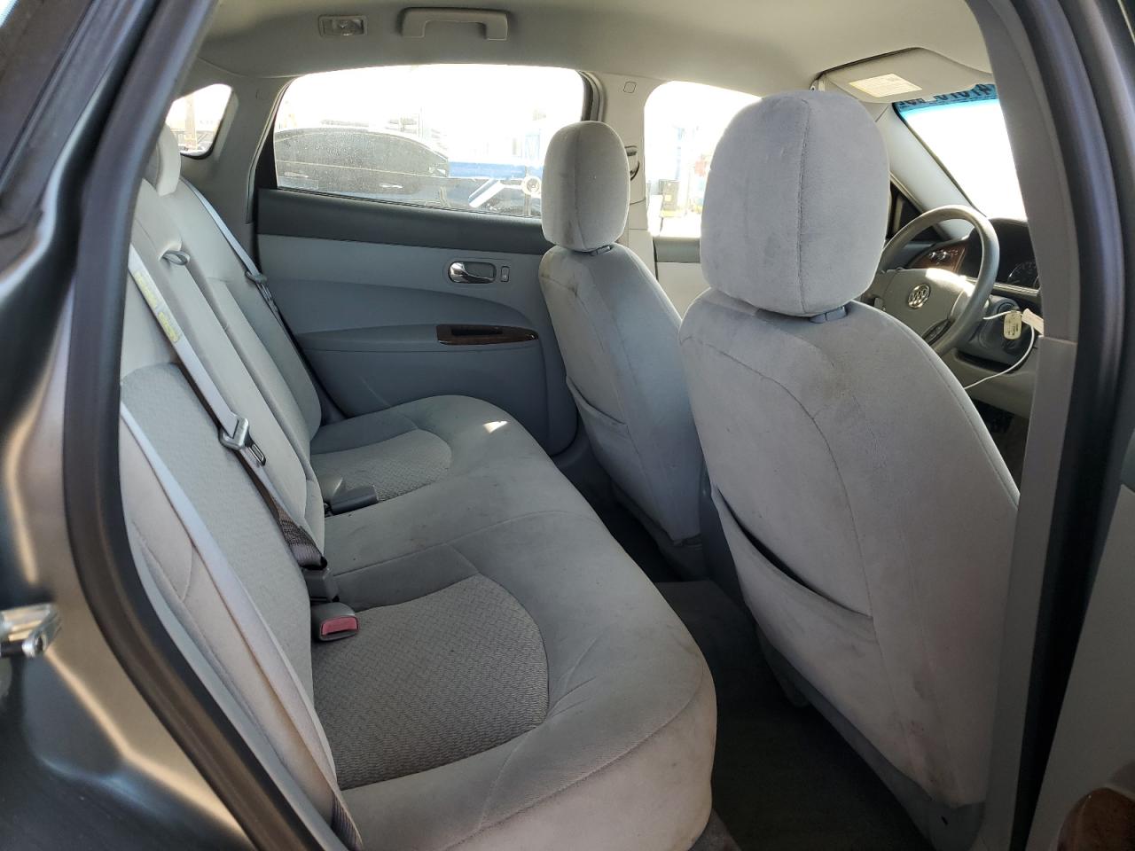 2005 Buick LaCrosse - Image 11