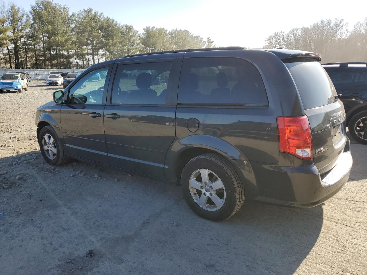 2012 Dodge Caravan - Image 2