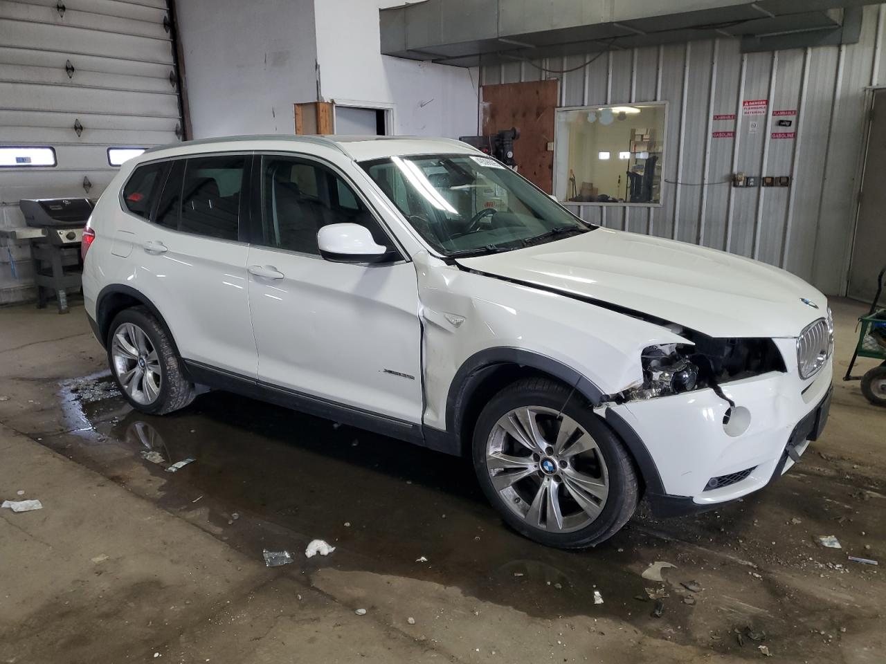 2011 BMW X3 - Image 4