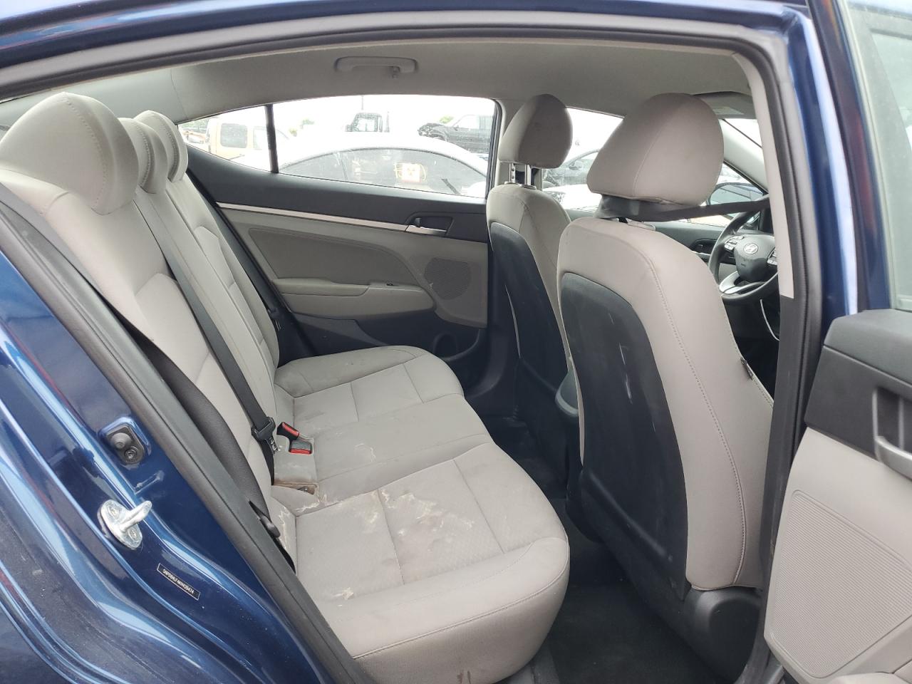 2019 Hyundai Elantra - Image 10