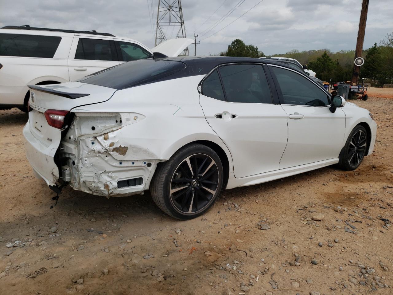 4T1B61HK5JU078220 TOYOTA CAMRY 2018