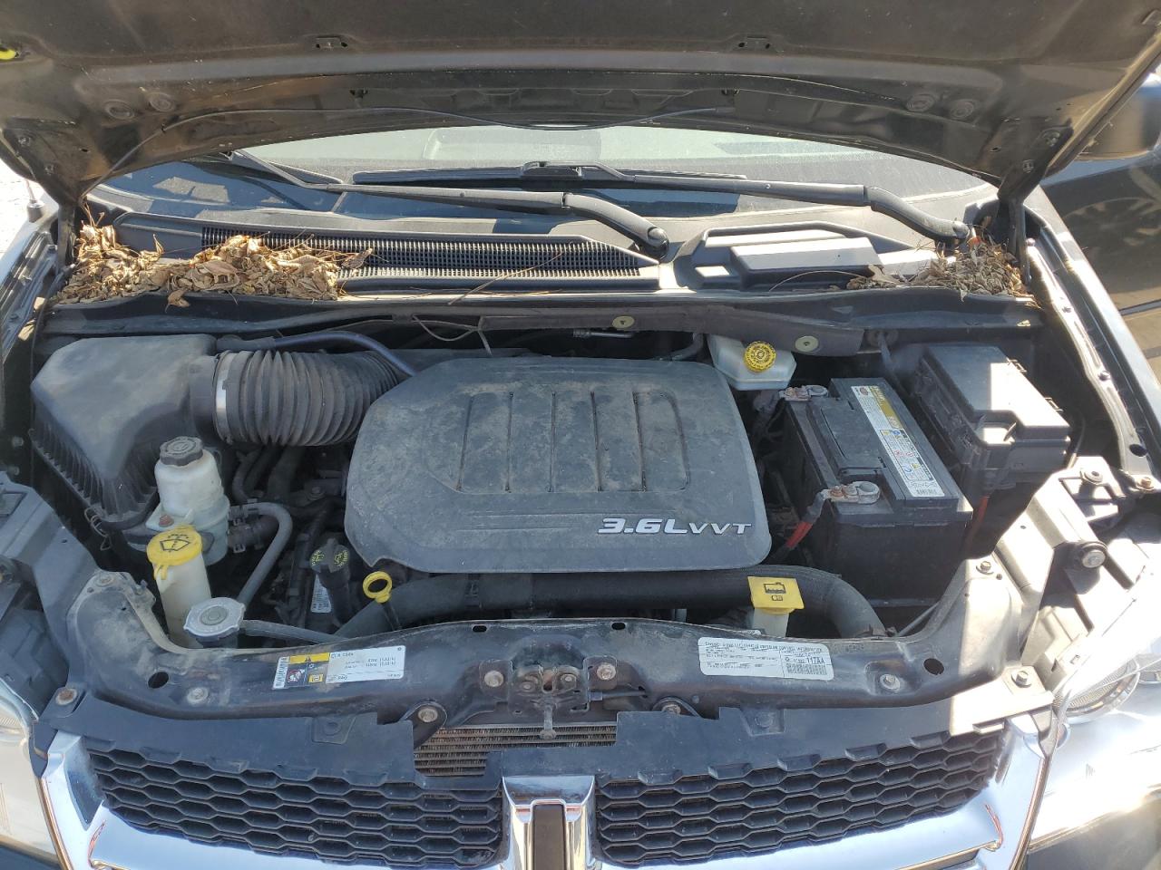 2023 Dodge Caravan - Image 12