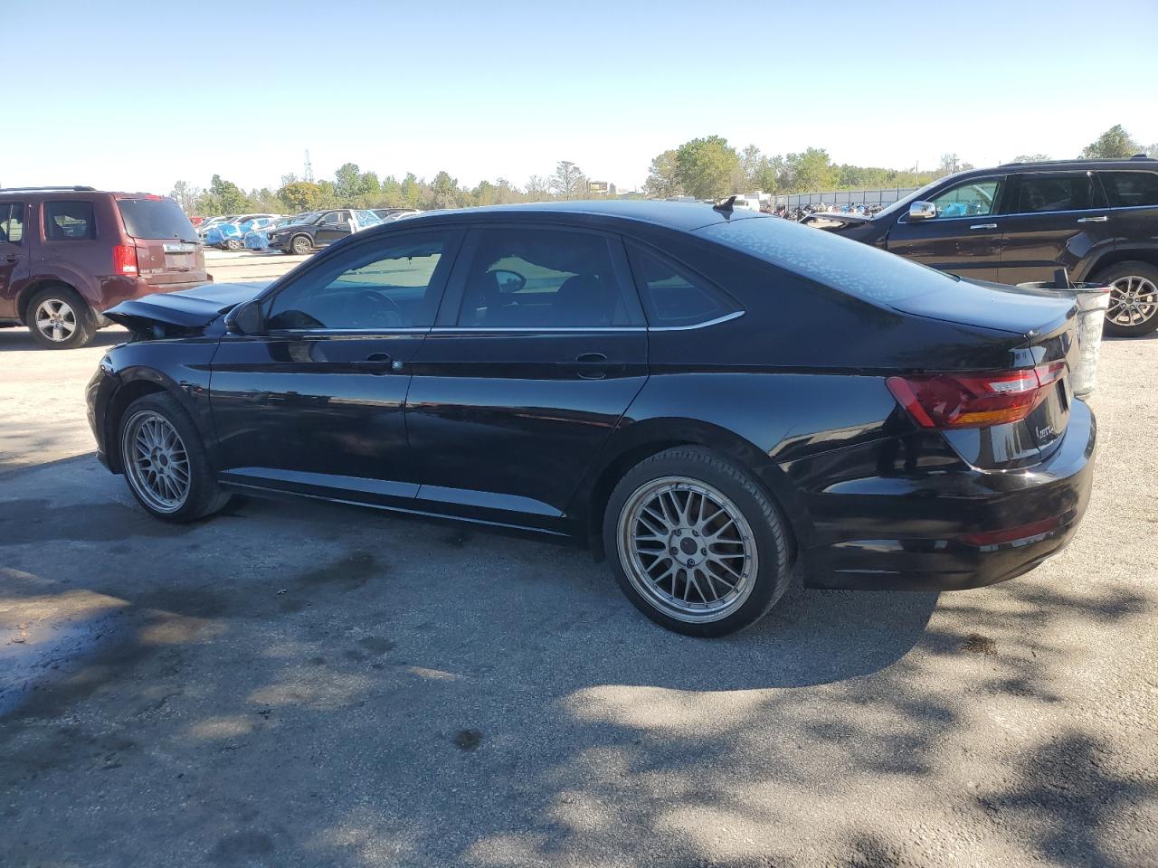 2019 Volkswagen Jetta - Image 2