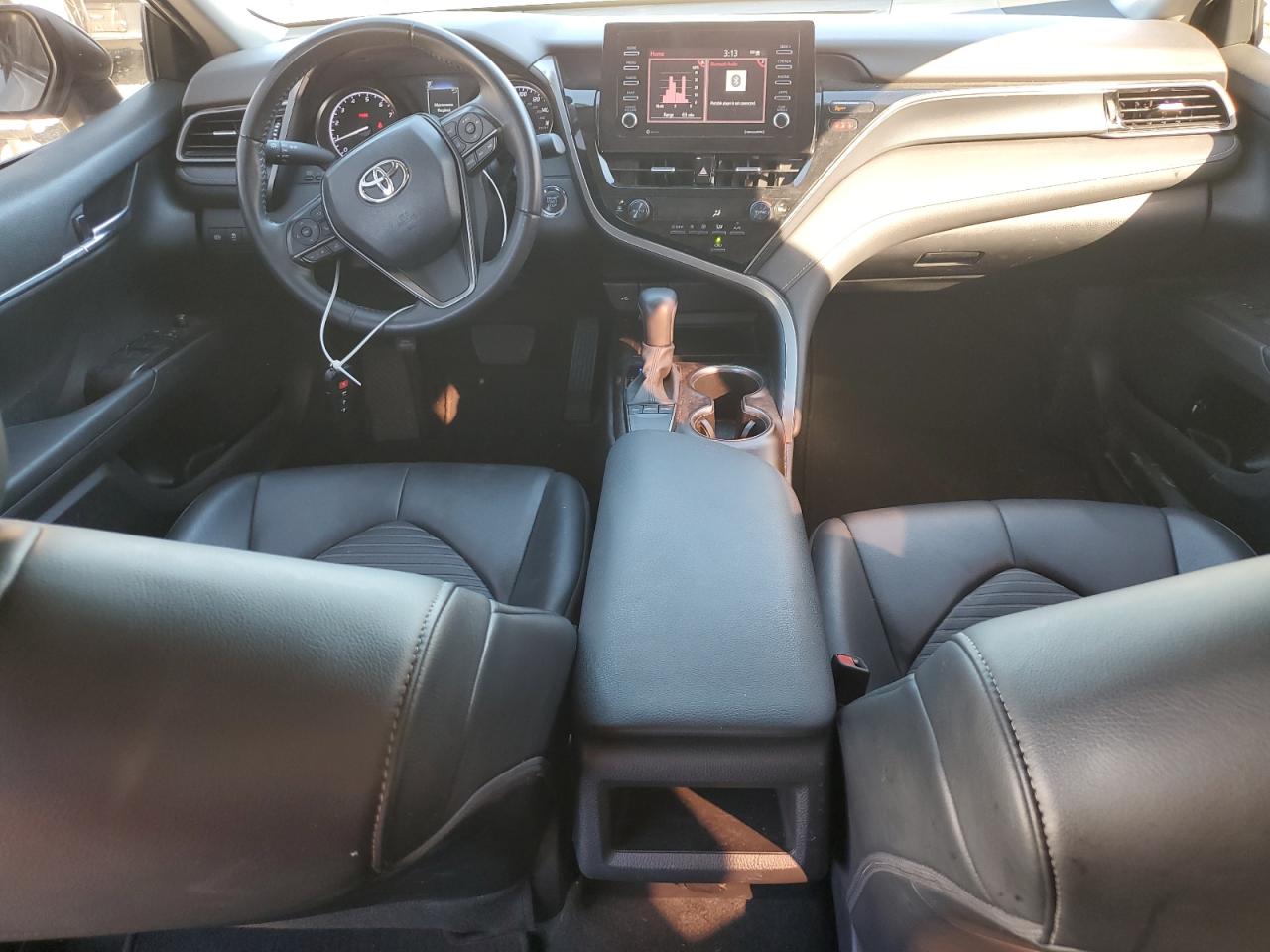 2022 Toyota Camry - Image 8
