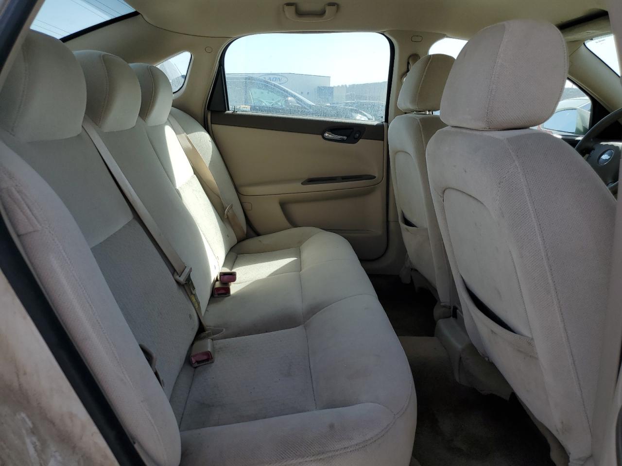2006 Chevrolet Impala - Image 10
