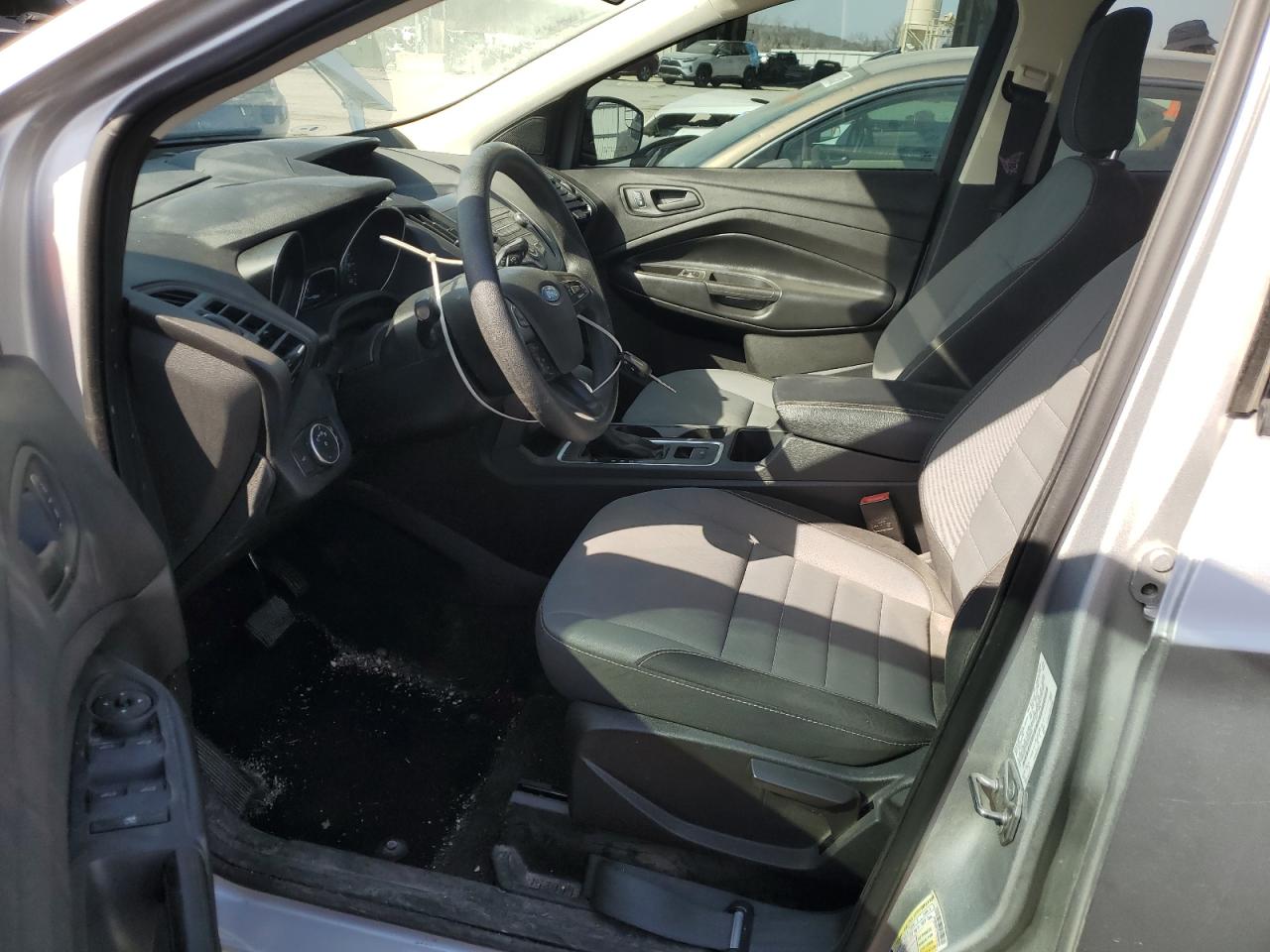 1FMCU0F77KUB88965 FORD ESCAPE 2019