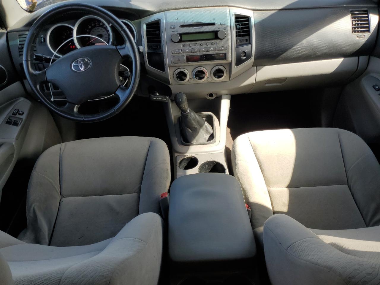 2006 Toyota Tacoma - Image 8