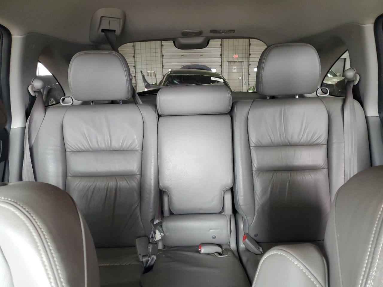 2011 Honda CR-V - Image 10