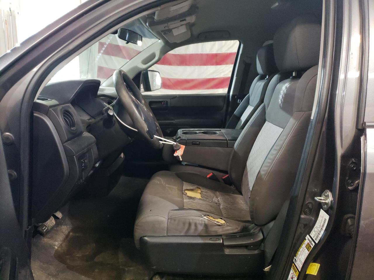 2014 Toyota Tundra - Image 7