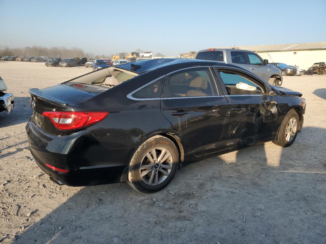 2015 Hyundai Sonata - Image 3