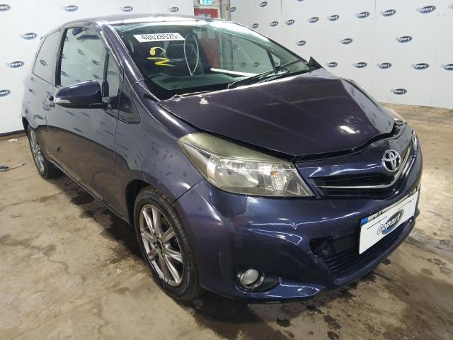 2011 TOYOTA YARIS SR V