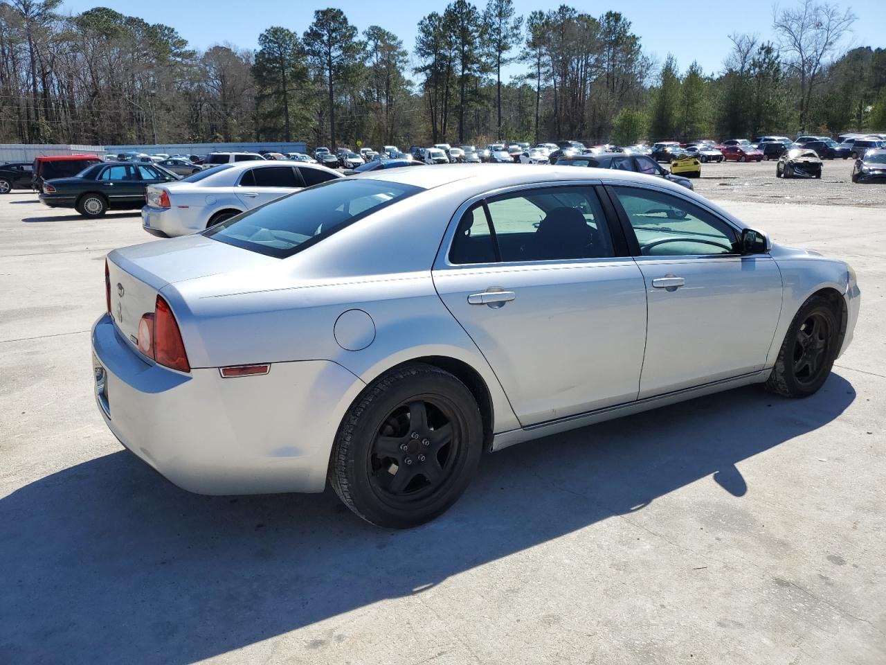 2010 Chevrolet Malibu - Image 3