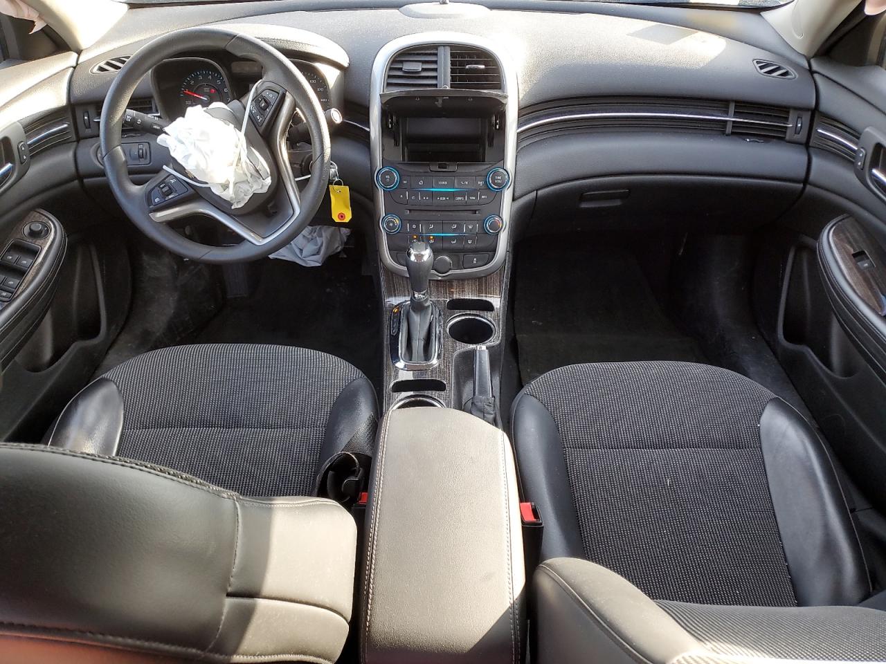 2016 Chevrolet Malibu - Image 8