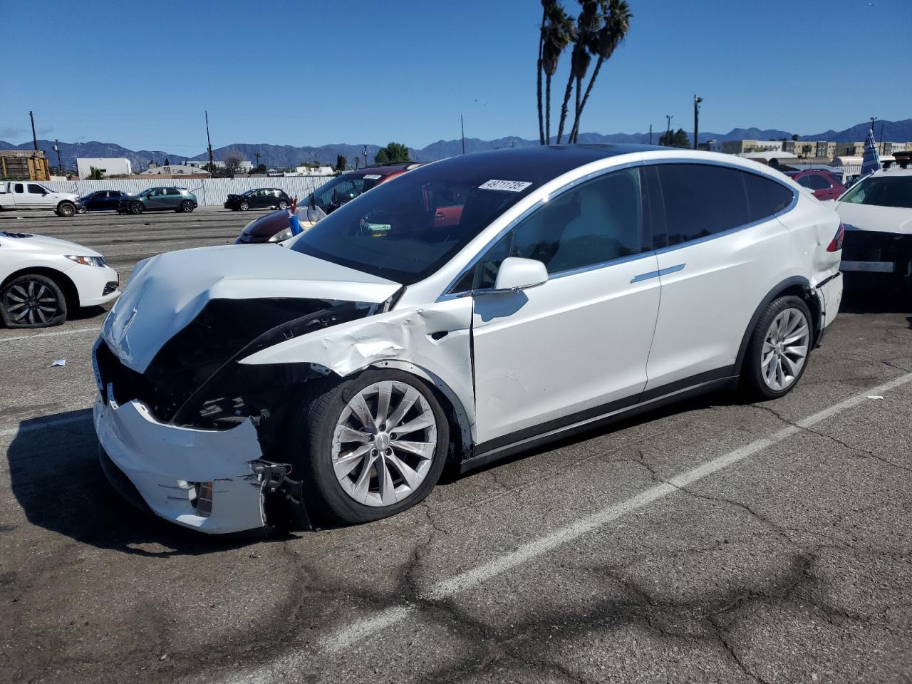 2020 Tesla Model X de vânzare în Van Nuys, CA - Front End