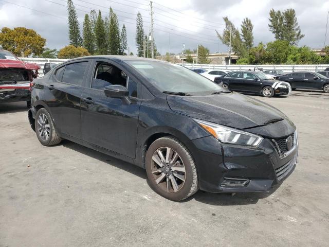  NISSAN VERSA 2021 Czarny