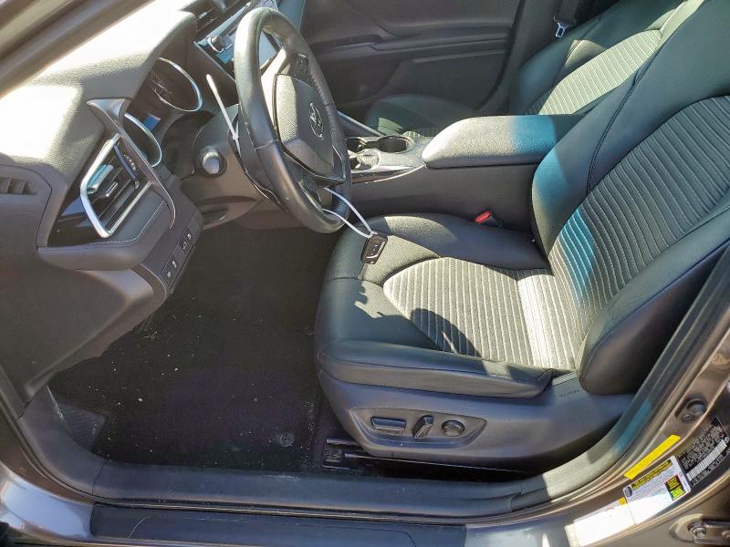  TOYOTA CAMRY 2018 Szary