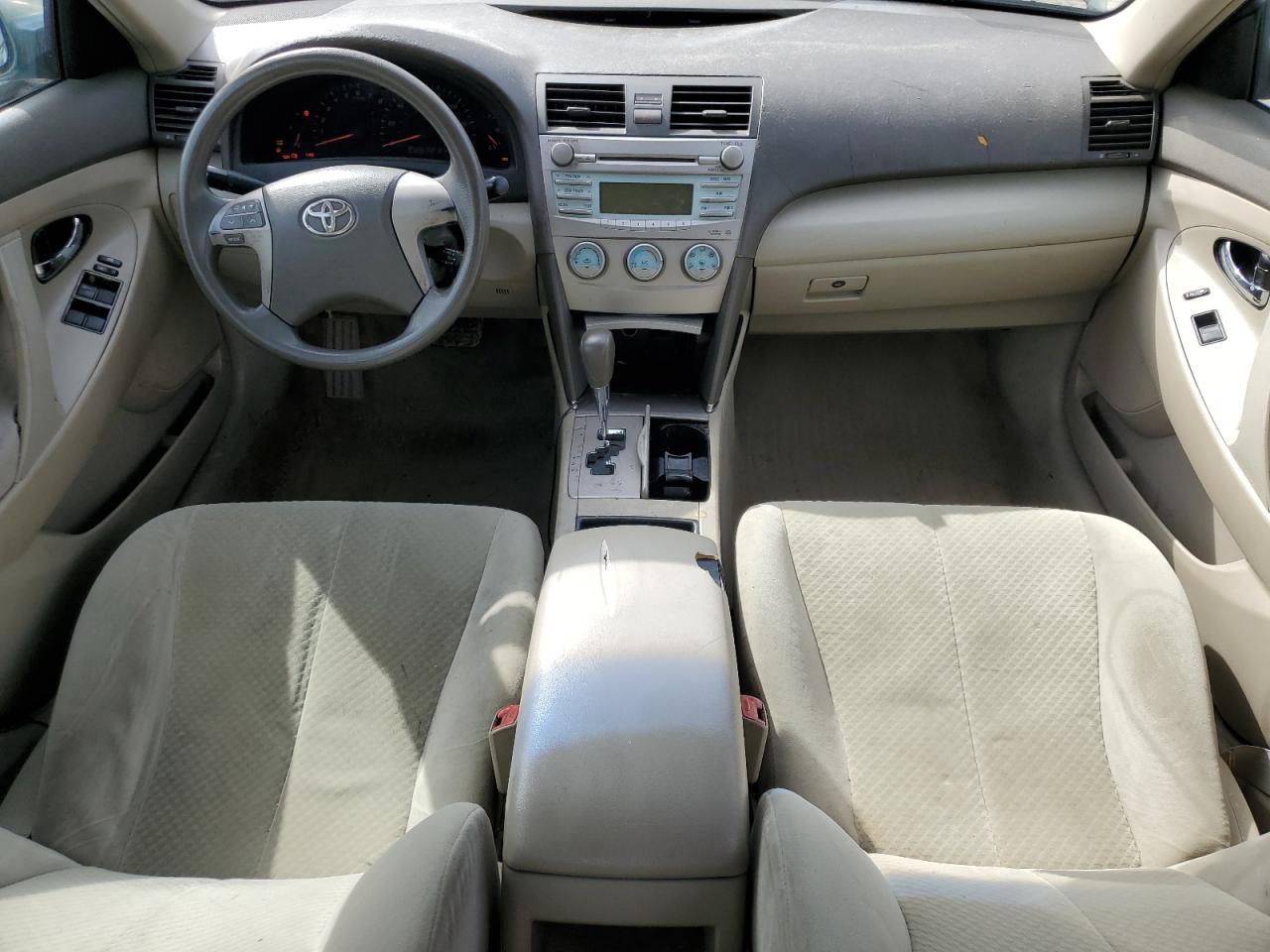 2009 Toyota Camry - Image 8