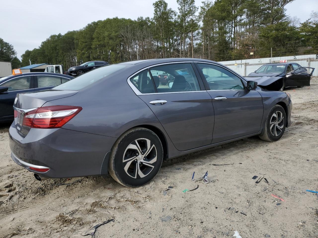 1HGCR2F36HA003038 HONDA ACCORD 2017