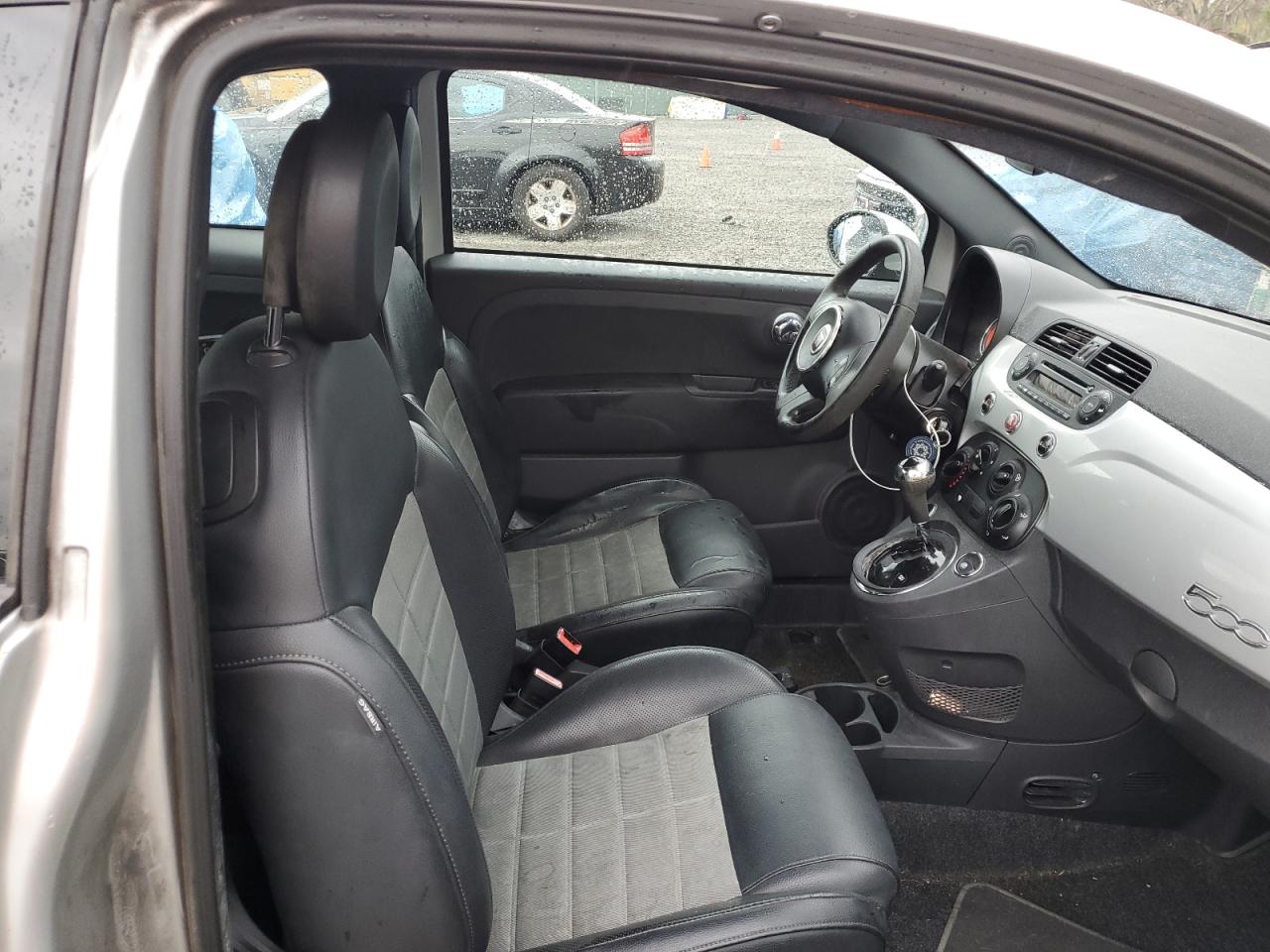 2012 Fiat 500 - Image 10