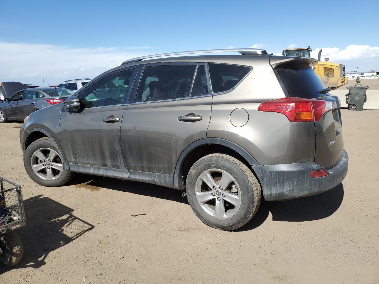 2015 Toyota RAV 4 - Image 2