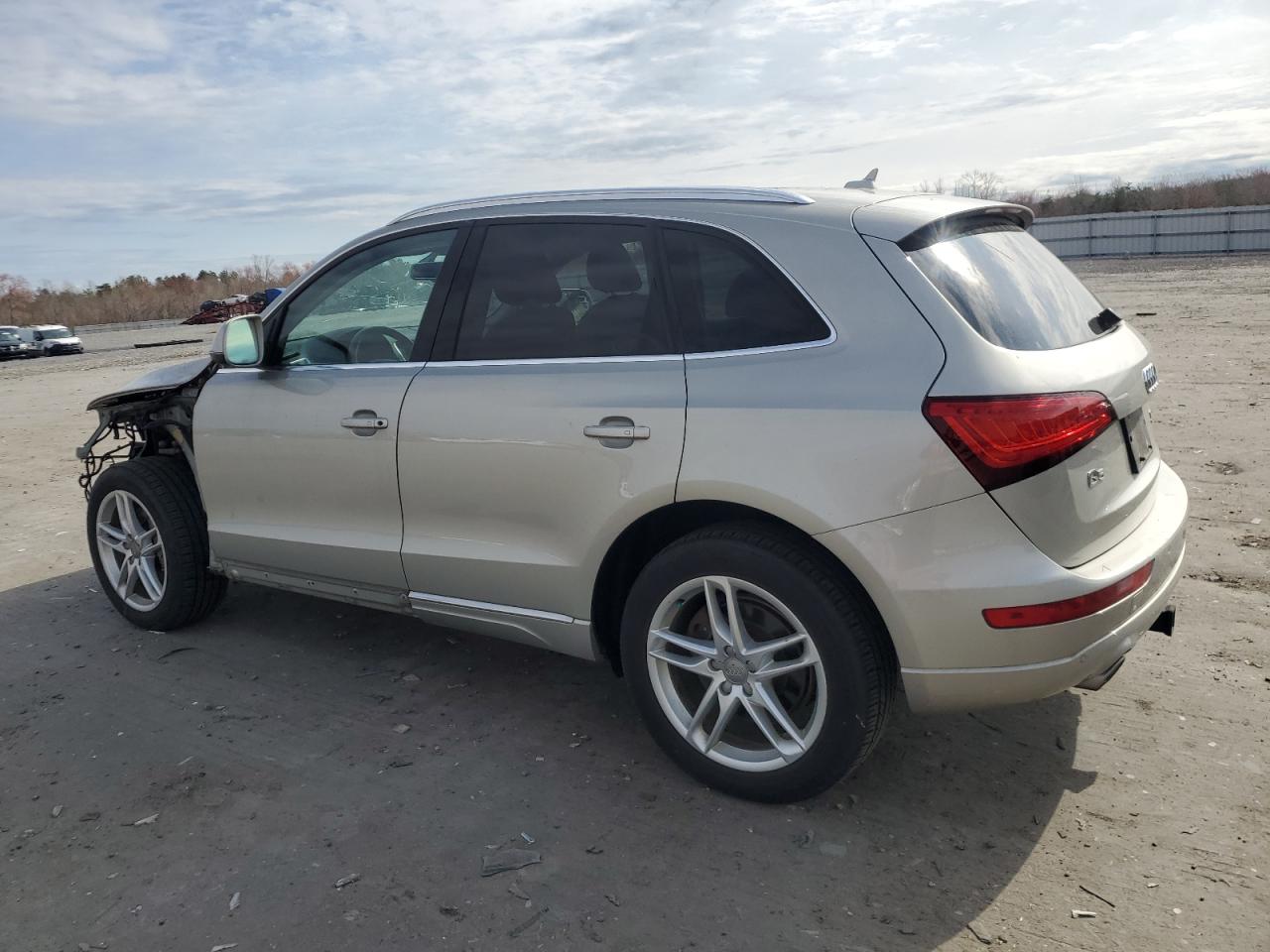 2014 Audi Q5 - Image 2