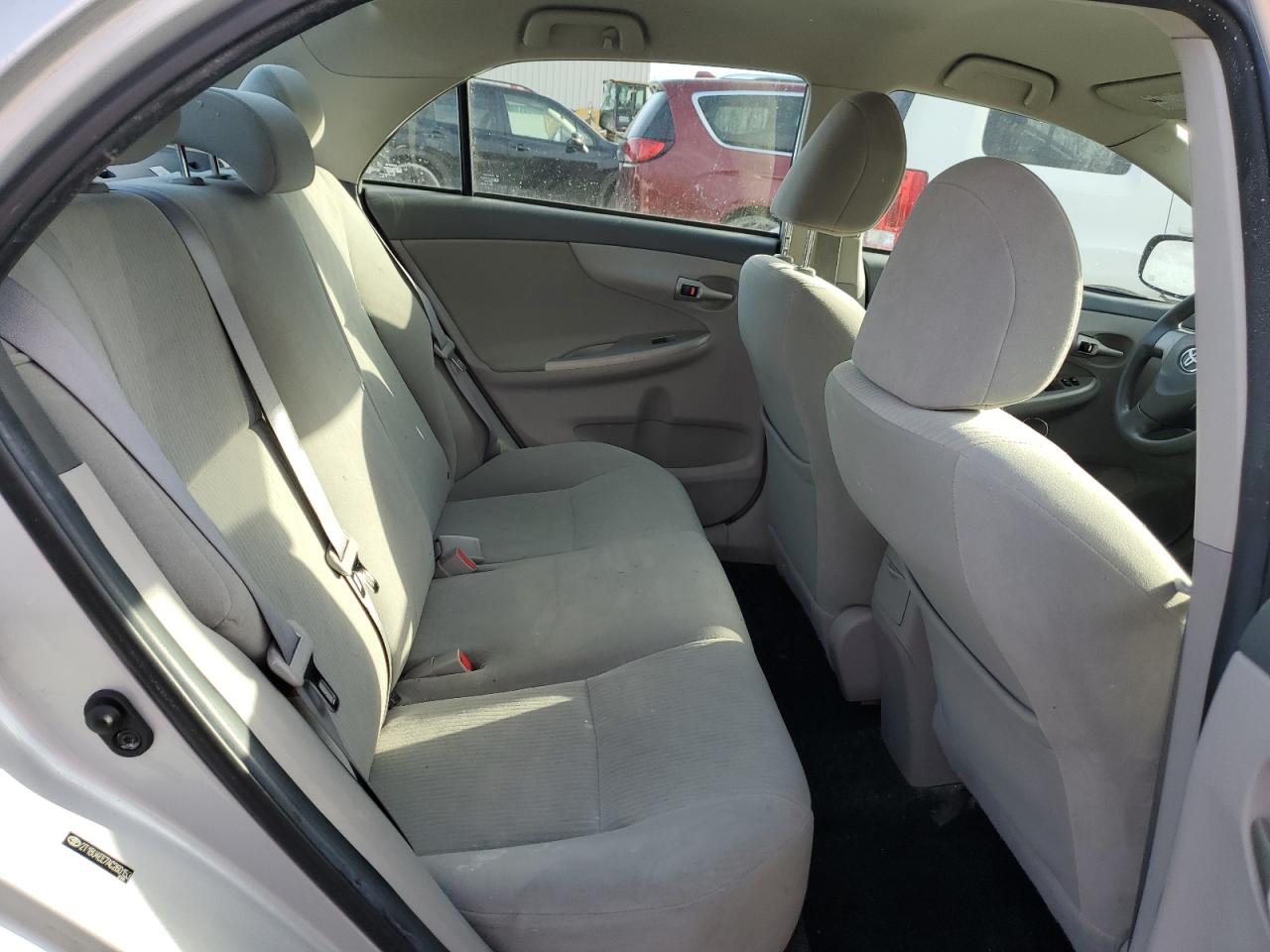 2010 Toyota Corolla - Image 10