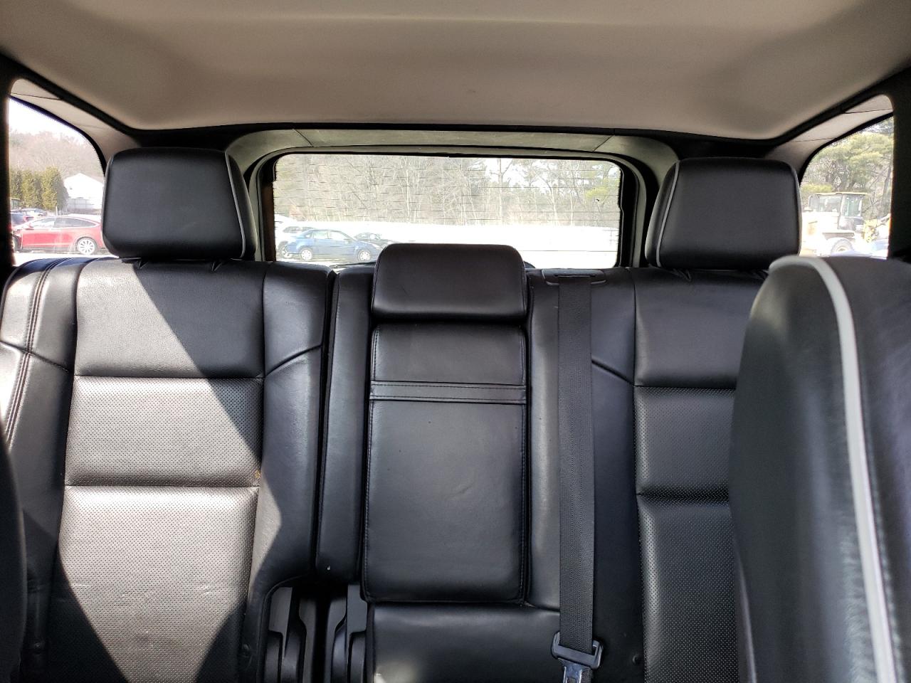 2011 Jeep Grand Cherokee - Image 10
