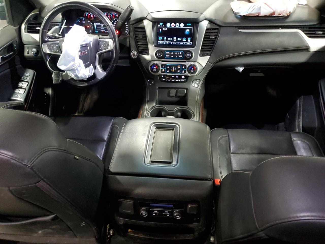 2019 GMC Yukon - Image 8