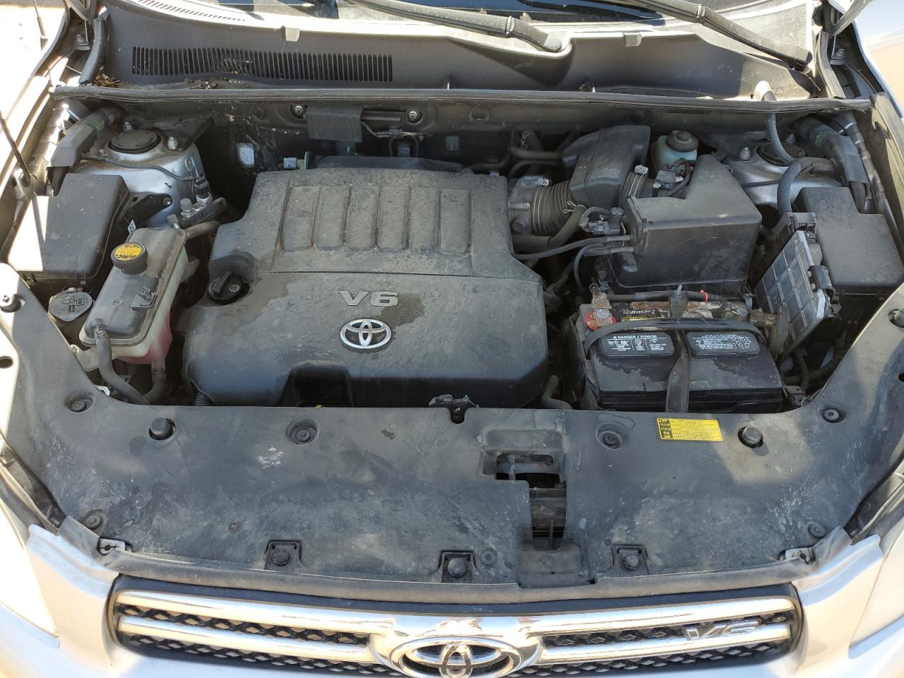 2008 Toyota Rav4 Limited VIN: JTMBK31V585046615 Lot: 50767085