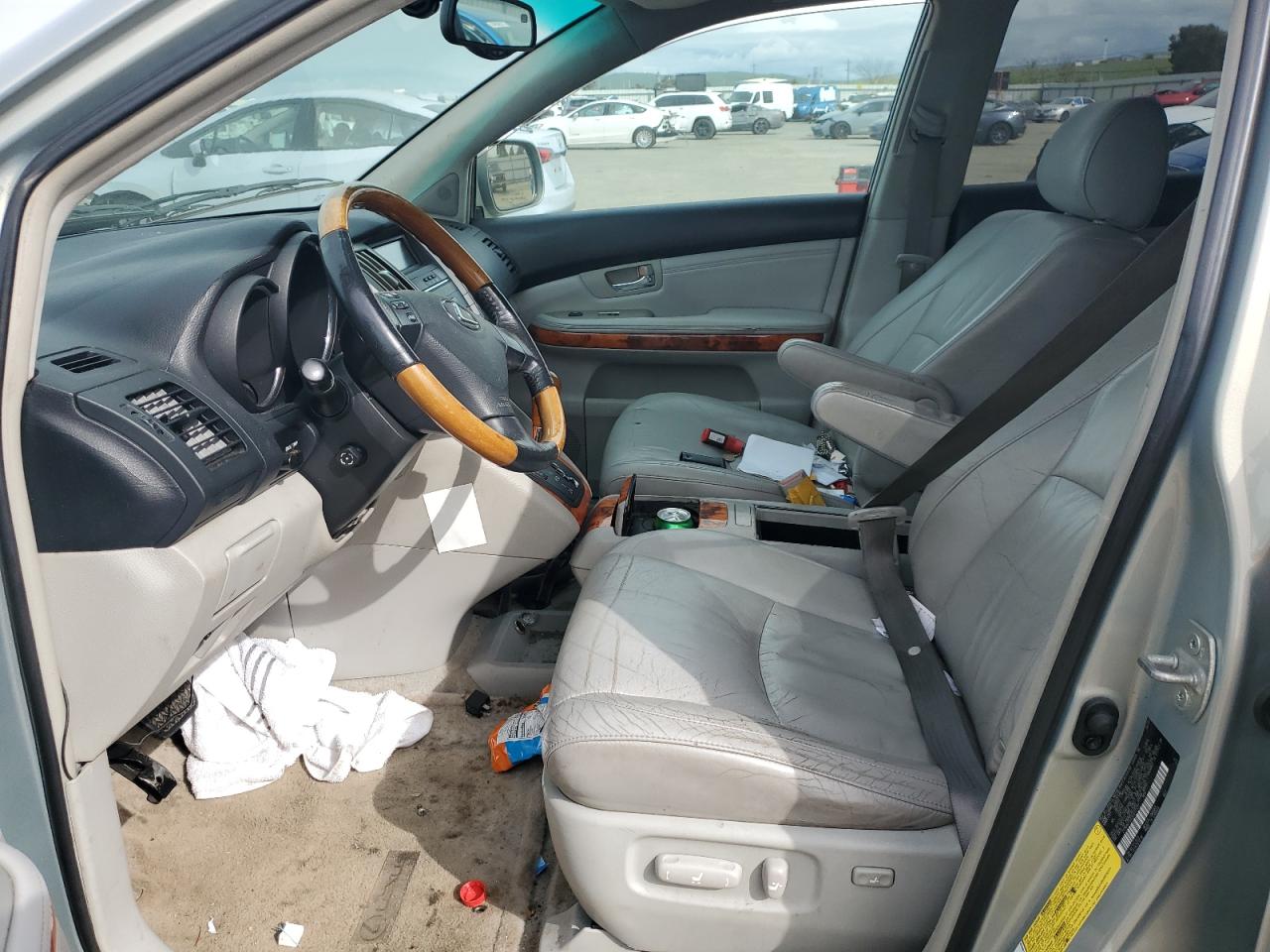 2005 Lexus RX - Image 7