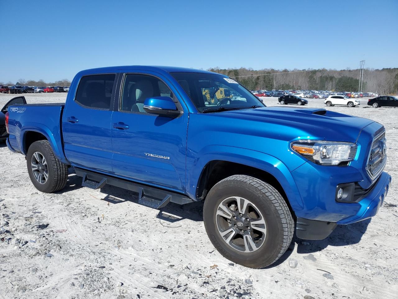 2017 Toyota Tacoma - Image 4
