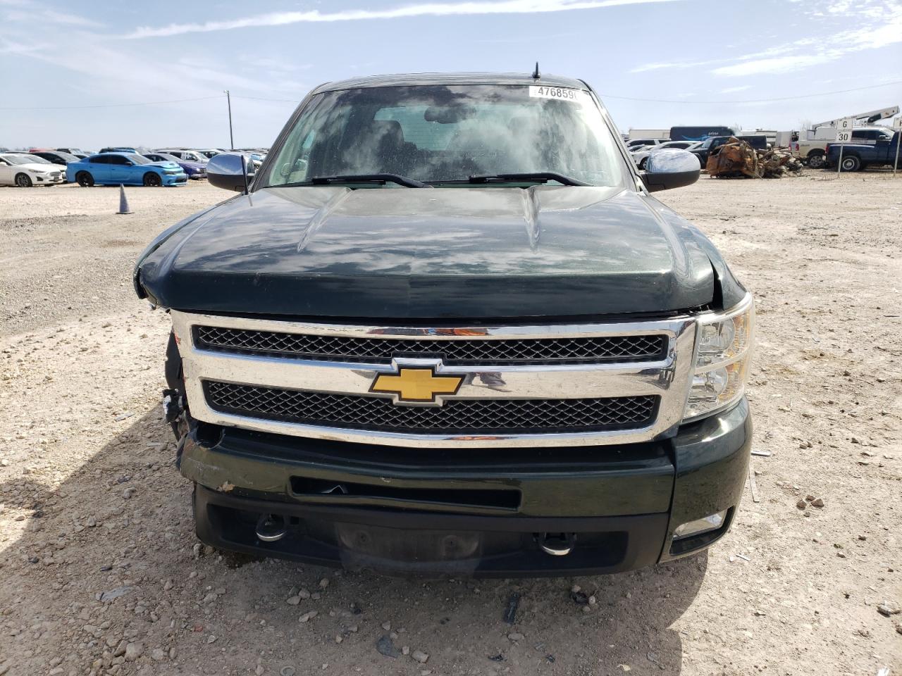 2013 Chevrolet Silverado - Image 5
