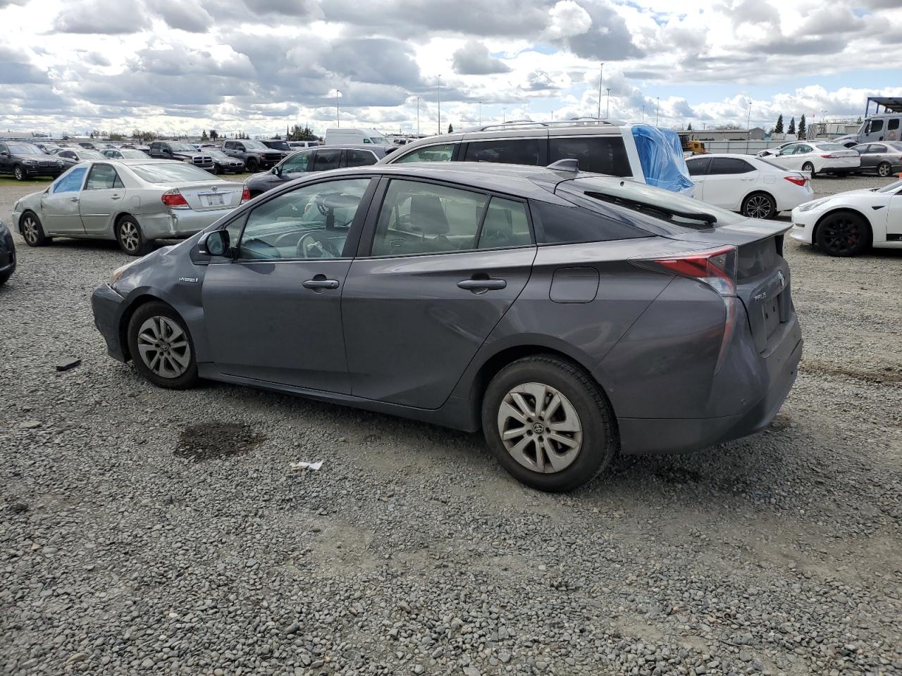 2018 Toyota Prius - Image 2