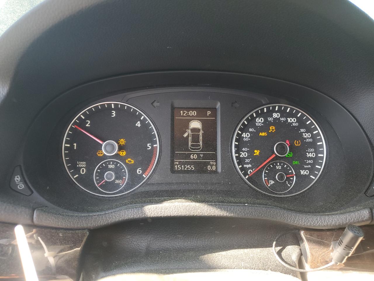 2014 Volkswagen Passat - Image 9