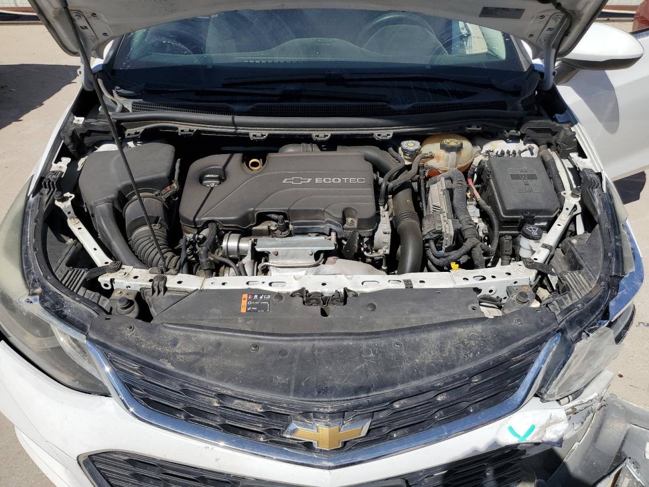 2017 Chevrolet Cruze - Image 12