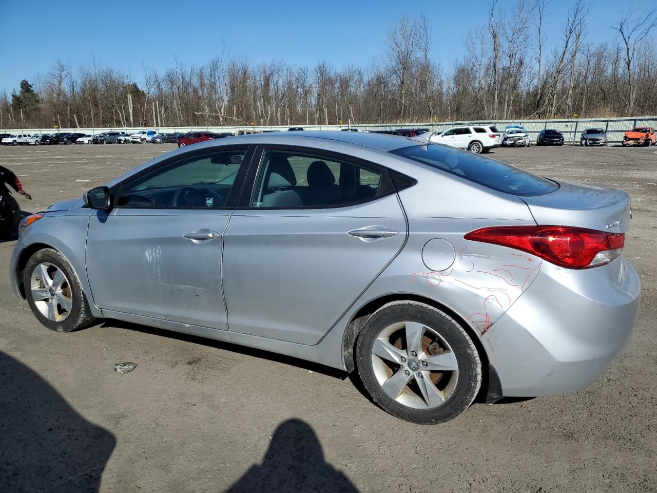 2013 Hyundai Elantra - Image 2