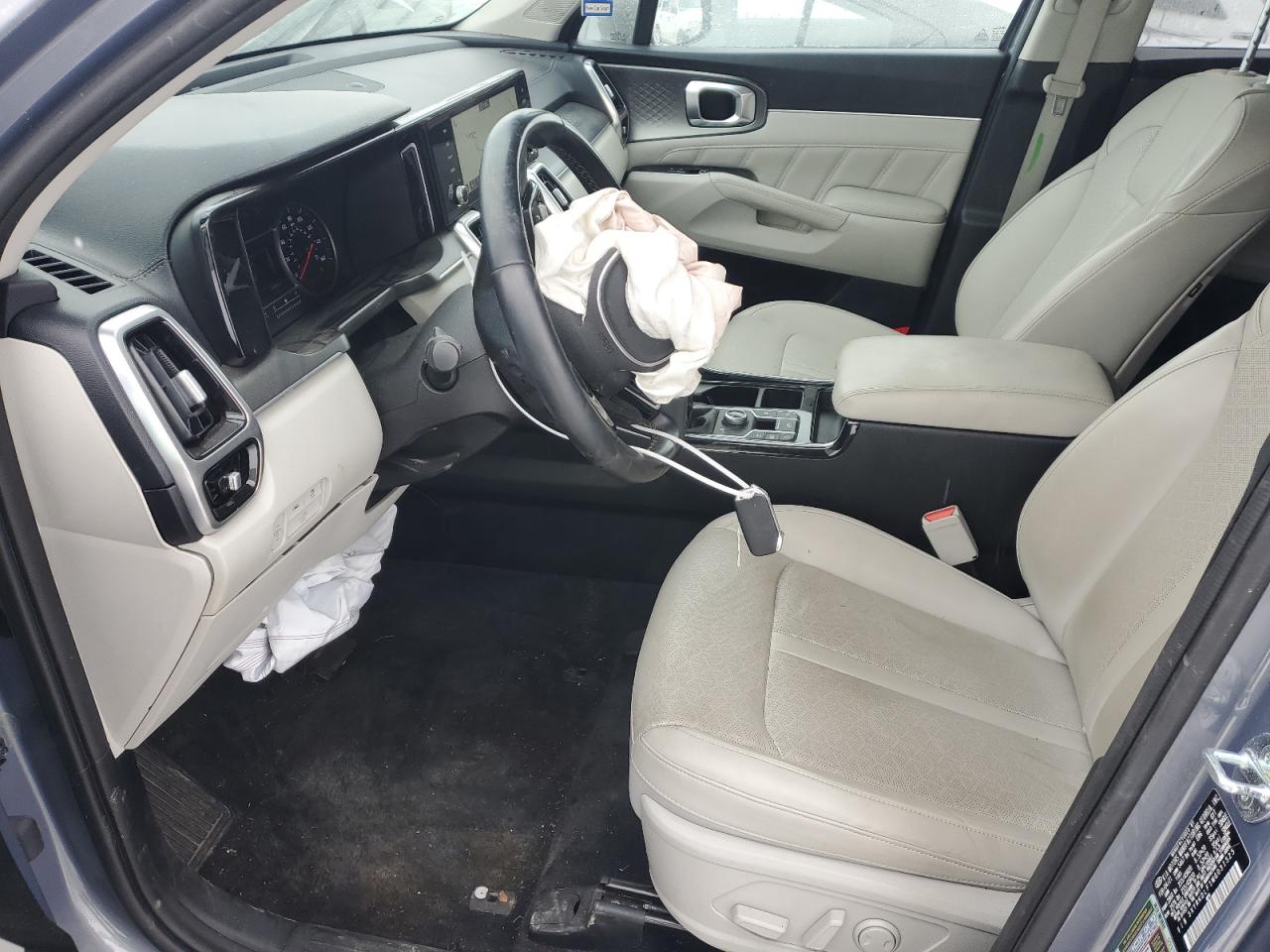 2021 Kia Sorento - Image 7