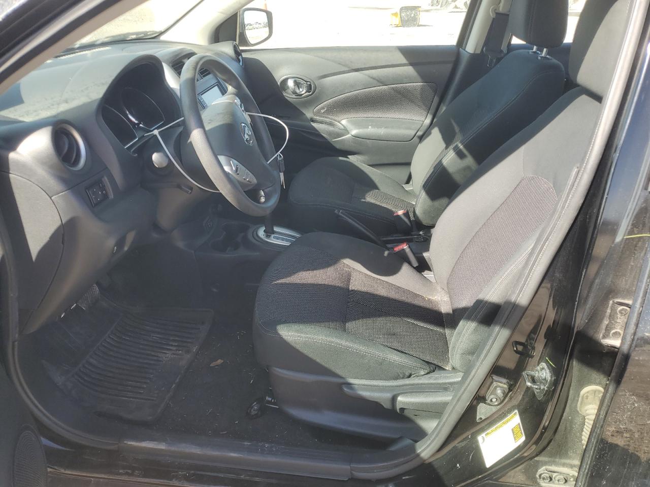3N1CN7AP6KL849271 NISSAN VERSA 2019