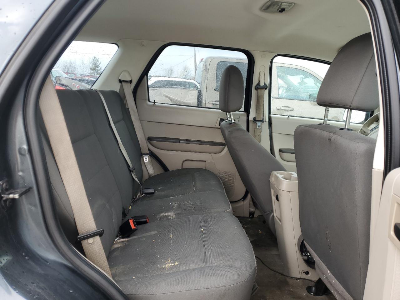 2009 Ford Escape - Image 11
