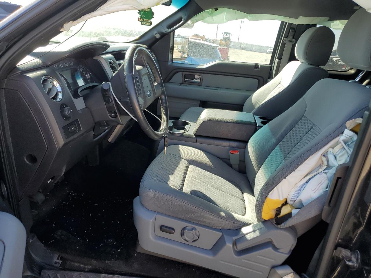 2012 Ford F-150 - Image 7