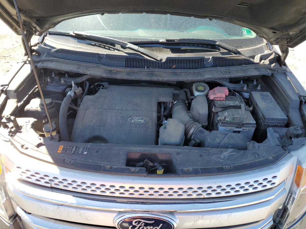 2013 Ford Explorer - Image 12