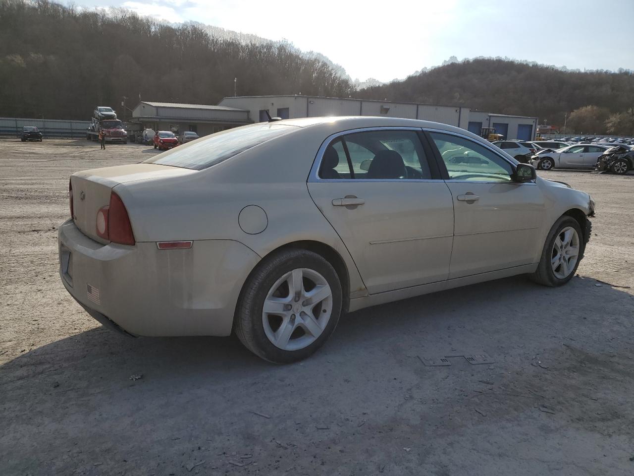 2010 Chevrolet Malibu - Image 3